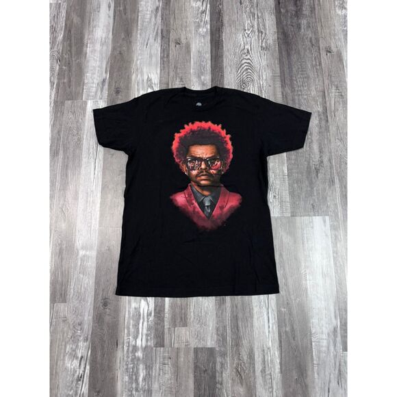 Size M - Universal Studios Horror Nights 2022 The Weeknd T-shirt - Picture 1 of 3